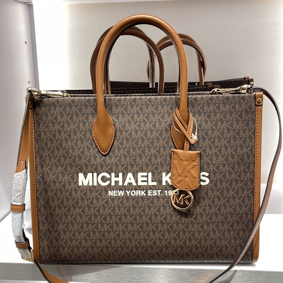 Michael Kors "Mirella" MD EW Tote Brown Shoulder Bag - 35F2G7ZT2B 
Brown 
NWT - Picture 13 of 16